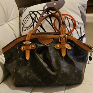 Authentic Louis Vuitton Tivoli GM